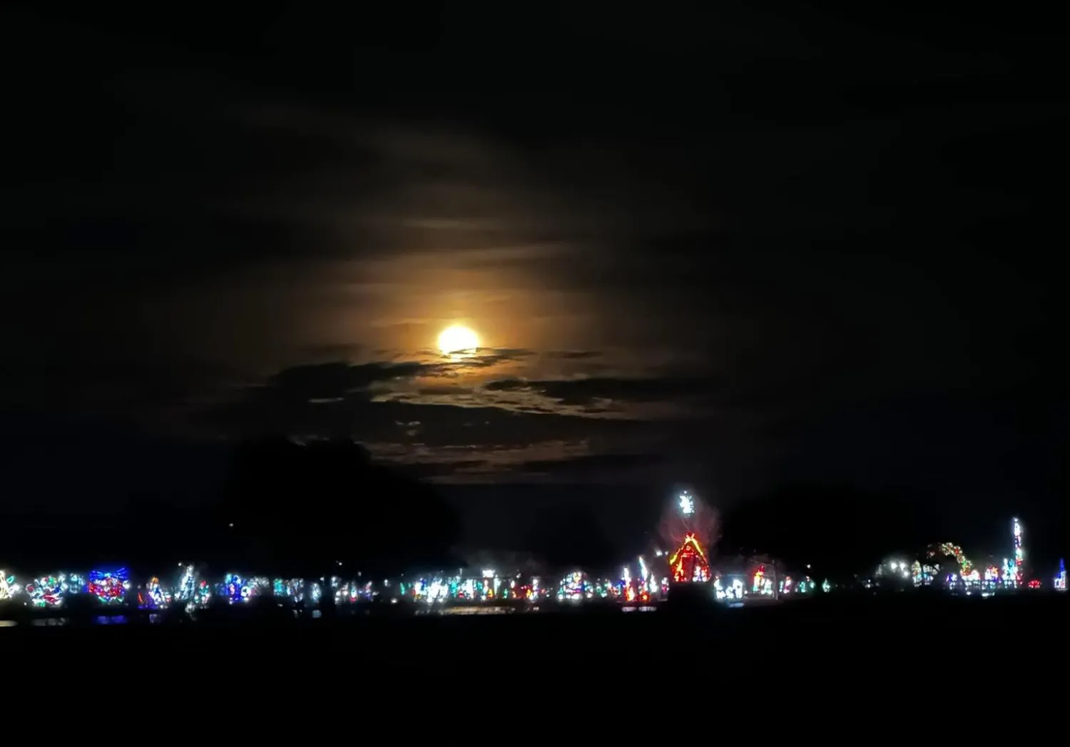 Lakeside Nativity in Cuero